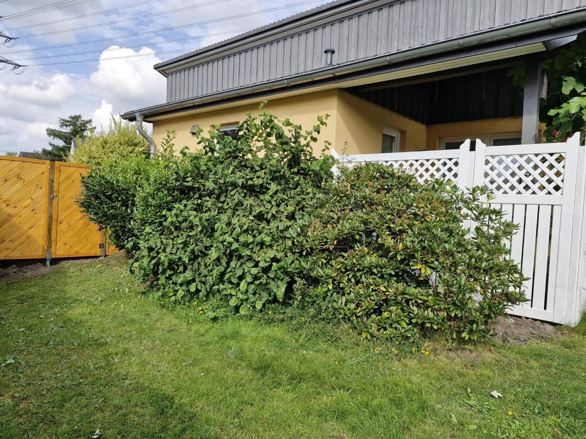 Komfortables Einzelhaus Mit Garten Halstenbek Exterior photo